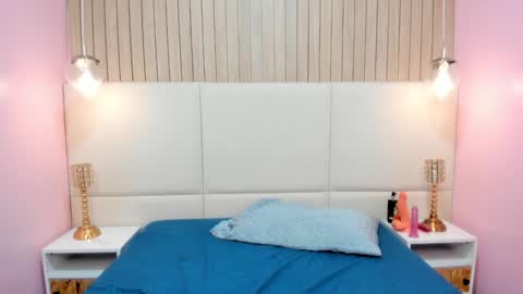 Sophie online show from January 18, 5:41 am