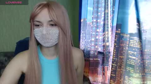 Sophie online show from March 10, 9:13 am