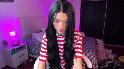    online show from December 3, 6:14 am