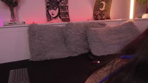 Sophiee  online show from July 3, 3:33 am