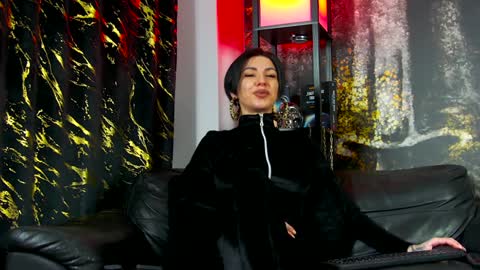 SophiePriestess online show from December 15, 5:31 pm