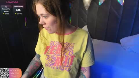 Sophie online show from April 14, 8:56 pm