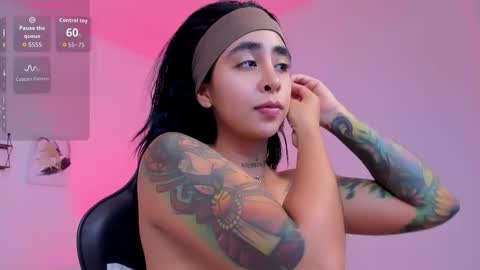 sophierooy online show from December 22, 1:23 am