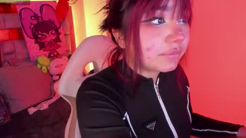   Sophie  online show from December 2, 8:29 pm