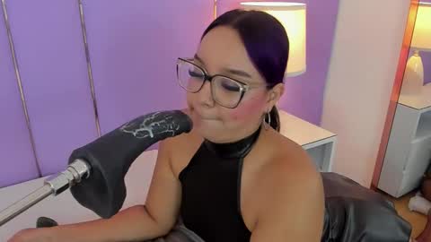 Sophy online show from November 17, 11:57 am