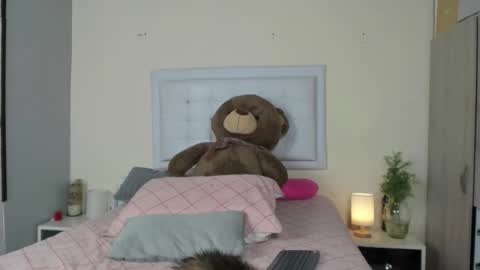 Sofia  online show from October 4, 1:25 am