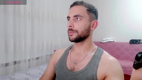 luis online show from November 30, 9:55 pm