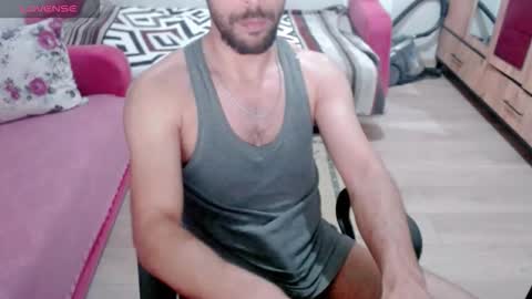 luis online show from February 26, 10:35 pm