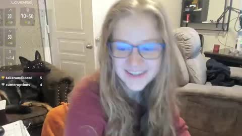 Bunnydathug online show from December 4, 2:05 pm