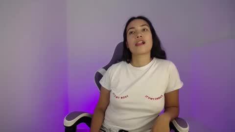 Ana  online show from February 4, 11:38 pm