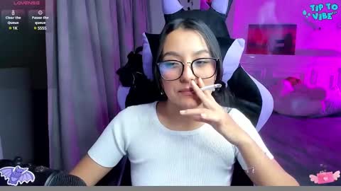 Lili online show from January 28, 11:39 pm