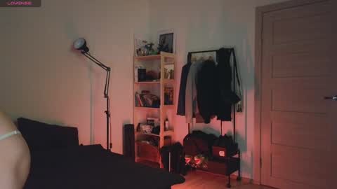 Snapshot of space_x_roxy chatting on December 16, 4:38 pm Roxy online show from December 16, 4:38 pm