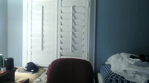 TrndSettrz online show from February 27, 7:30 am