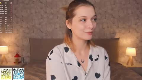 Kate online show from May 29, 8:01 am