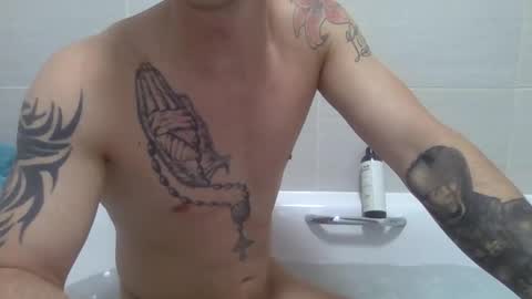 Spartansexgod1989 online show from May 4, 8:54 am