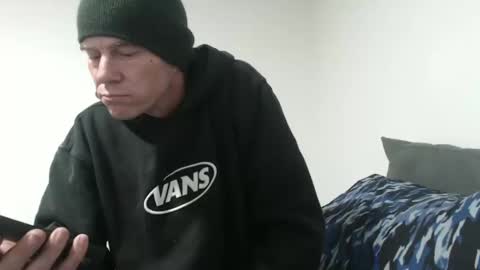 Snapshot of spazzy2 chatting on October 20, 3:11 am spazzy2 online show from October 20, 3:11 am