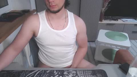 Art online show from June 15, 10:57 pm