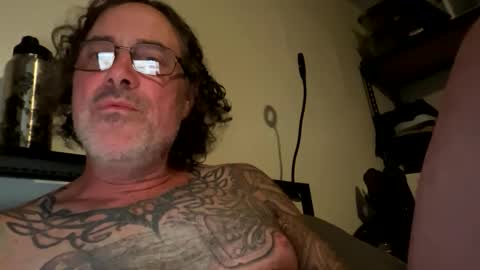 specter1972 online show from March 23, 11:54 pm