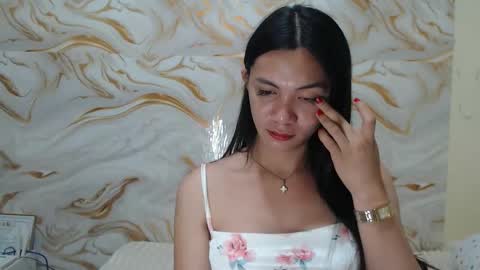 Leah online show from November 18, 4:48 am