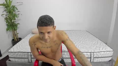 spicy_master77 online show from November 29, 6:37 pm