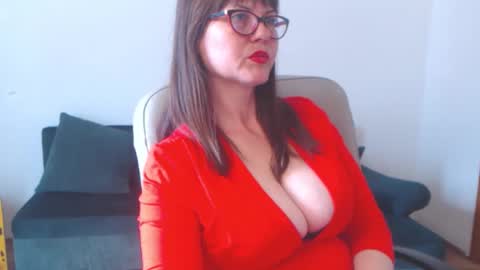 Jade online show from March 27, 8:26 am