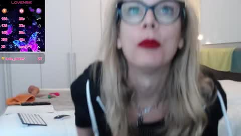 Spicysweetlytwo online show from October 20, 2:11 pm