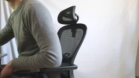 Marco. When Im offline you can view premium content in bio online show from April 8, 7:44 am