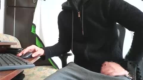 Marco. When Im offline you can view premium content in bio online show from November 23, 1:42 pm