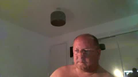spidey1051a online show from July 1, 11:41 am