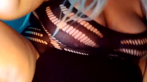 Vanessa Spade online show from November 5, 8:16 am