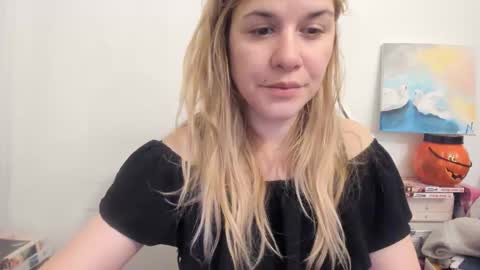 FREE ONLY FANSy online show from February 26, 9:42 pm