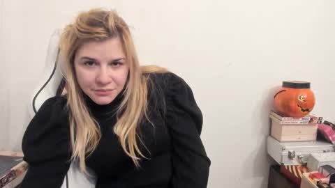 FREE ONLY FANSy online show from January 23, 5:10 pm