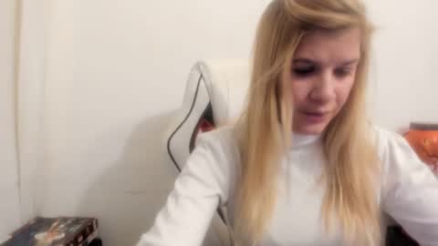 FREE ONLY FANSy online show from January 14, 7:43 pm