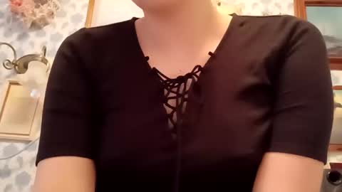 spoiledprincess4 online show from February 15, 10:31 pm