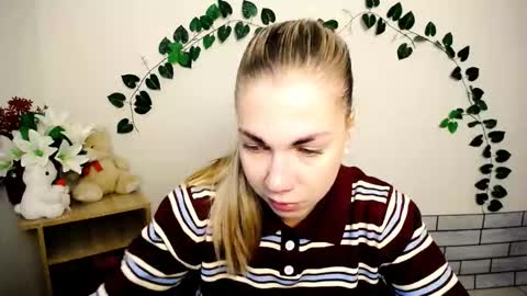 Snapshot of sport_tall_karina chatting on October 1, 8:02 am Karina online show from October 1, 8:02 am