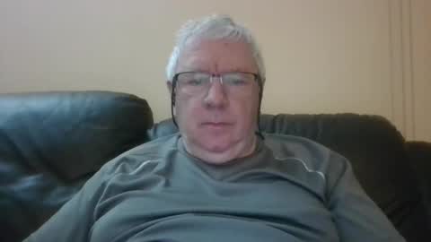 springtine online show from May 30, 11:47 pm