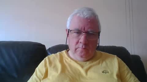 springtine online show from May 15, 11:07 am