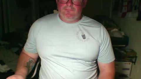 spudz1868 online show from June 3, 3:20 am