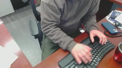 make me cum c2c talk to me online show from December 3, 9:28 pm