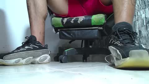 sr master cum its my old account online show from May 12, 7:12 pm
