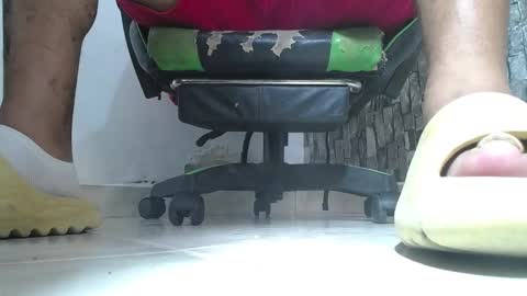 sr master cum its my old account online show from May 14, 1:15 am