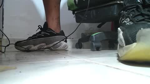 sr master cum its my old account online show from May 23, 2:18 am