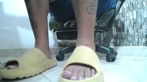 sr master cum its my old account online show from May 29, 2:20 am