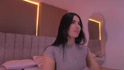 samantha online show from February 4, 7:29 pm