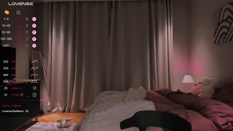 Alexandra online show from March 25, 7:42 pm