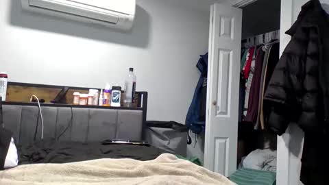 sscccooottt online show from May 2, 7:36 am