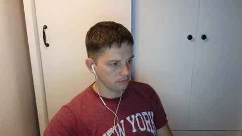 st1vemaster01 online show from October 8, 3:40 pm