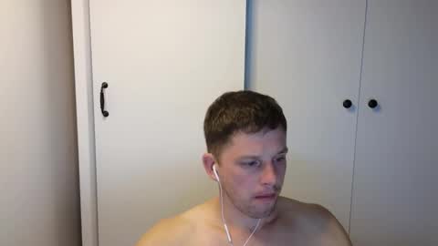 st1vemaster01 online show from October 14, 3:59 pm