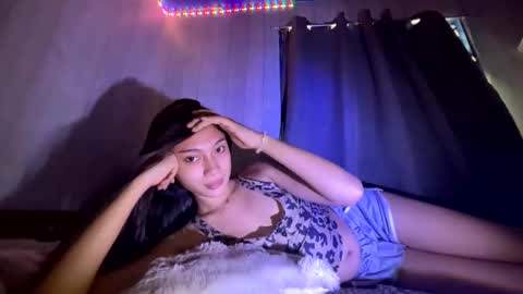 stacey_cravings online show from February 18, 2:11 am