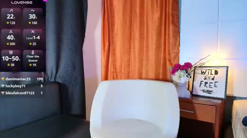   online show from February 15, 6:12 pm